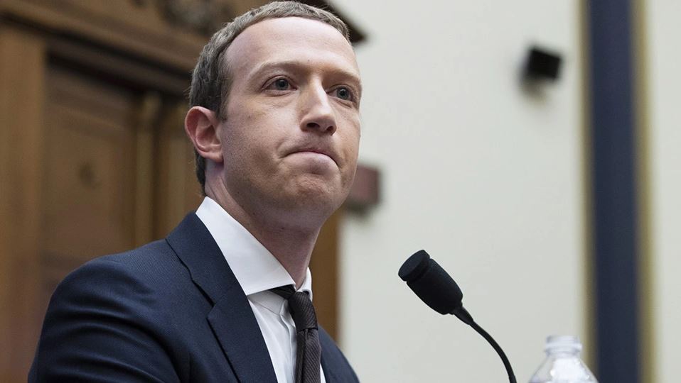 Facebook në krizë/ Goditje e re për Zuckerberg nga Haugen, zbulohen dokumente të reja