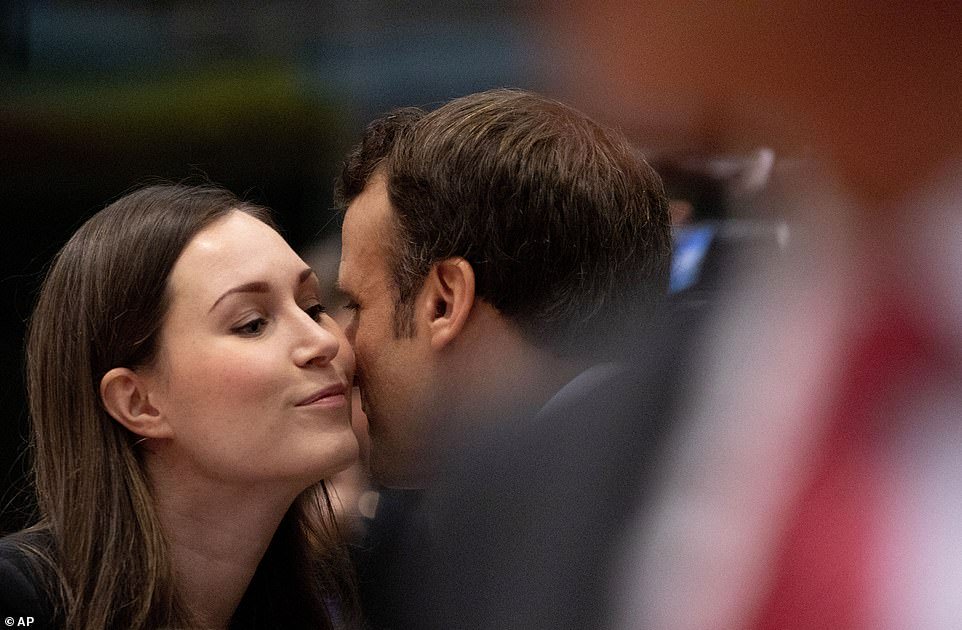 Macron magjepset nga kryeministrja e re e Finlandës ...