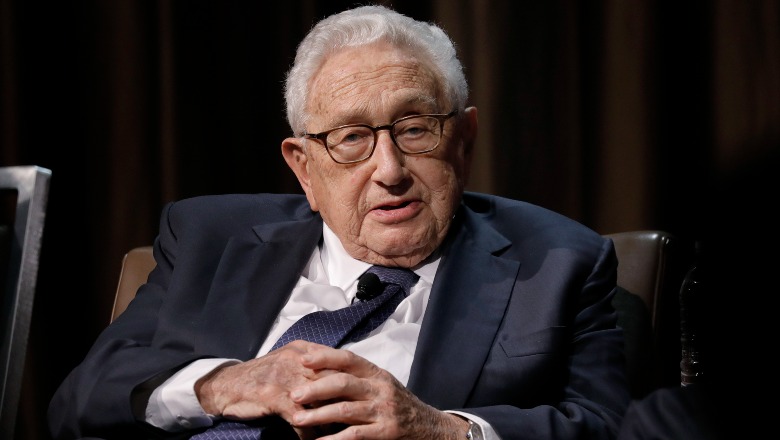 Shuhet në moshën 100 vjeçare ish sekretari amerikan i Shtetit  Henry Kissinger  diplomati që formësoi politikën e SHBA ve