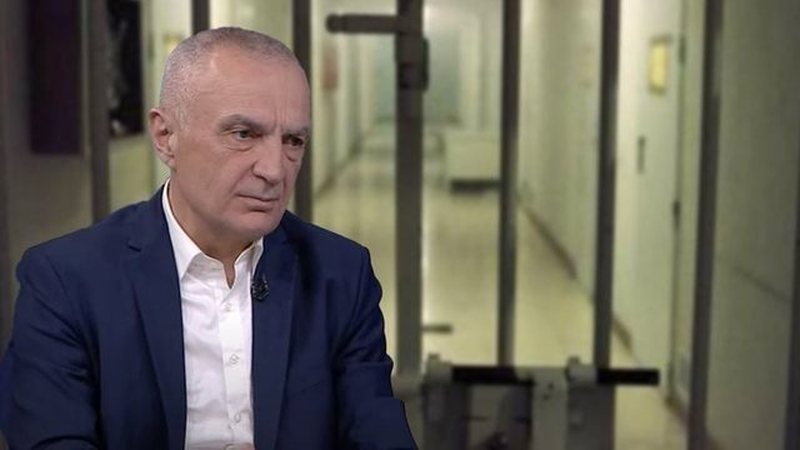 Ilir Meta tregon jetën në burgun 313  Lahem me bidona  se uji 1 orë na vjen  Këtu kam takuar njerëz të mrekullueshëm dhe fisnikë