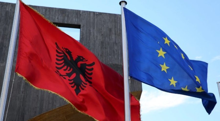 Shqipëria hedh një hap tjetër drejt BE së  drejt çeljes grupkapitulli 4