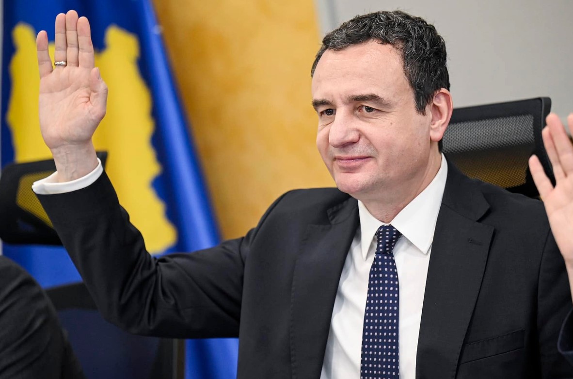 Kosova i thotë  po  kërkesës së SHBA ve  Albin Kurti  Do të strehojmë përkohësisht deri në 50 emigrantë nga vende të treta